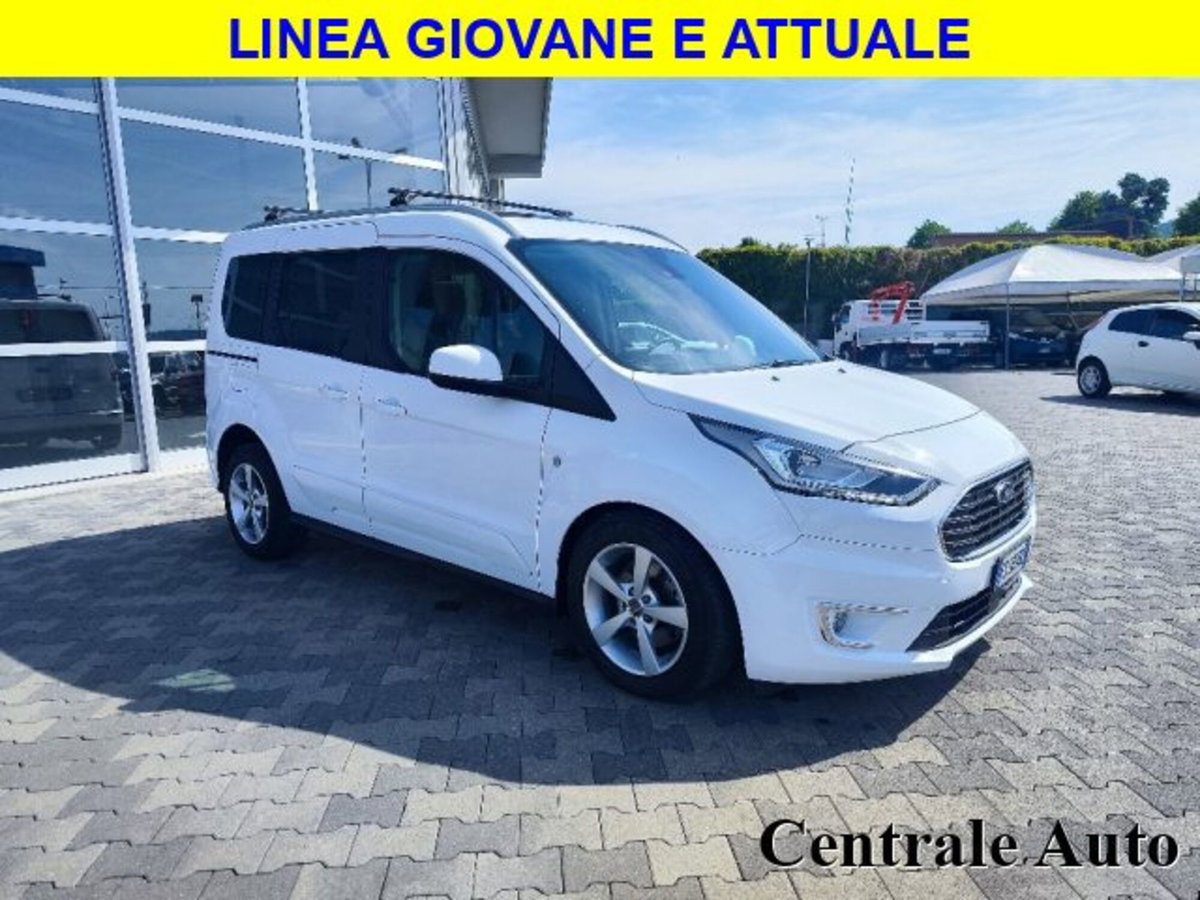 Ford Tourneo Connect 1.5 TDCi 120 CV Powershift Titanium (3)