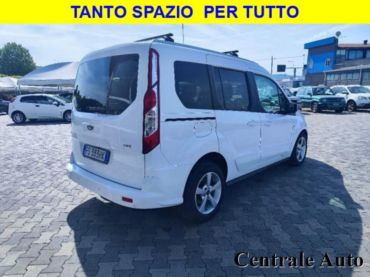 Ford Tourneo Connect 1.5 TDCi 120 CV Powershift Titanium (4)