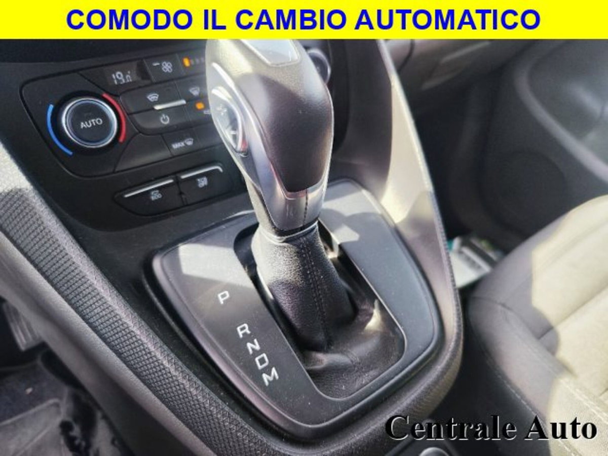 Ford Tourneo Connect 1.5 TDCi 120 CV Powershift Titanium (6)