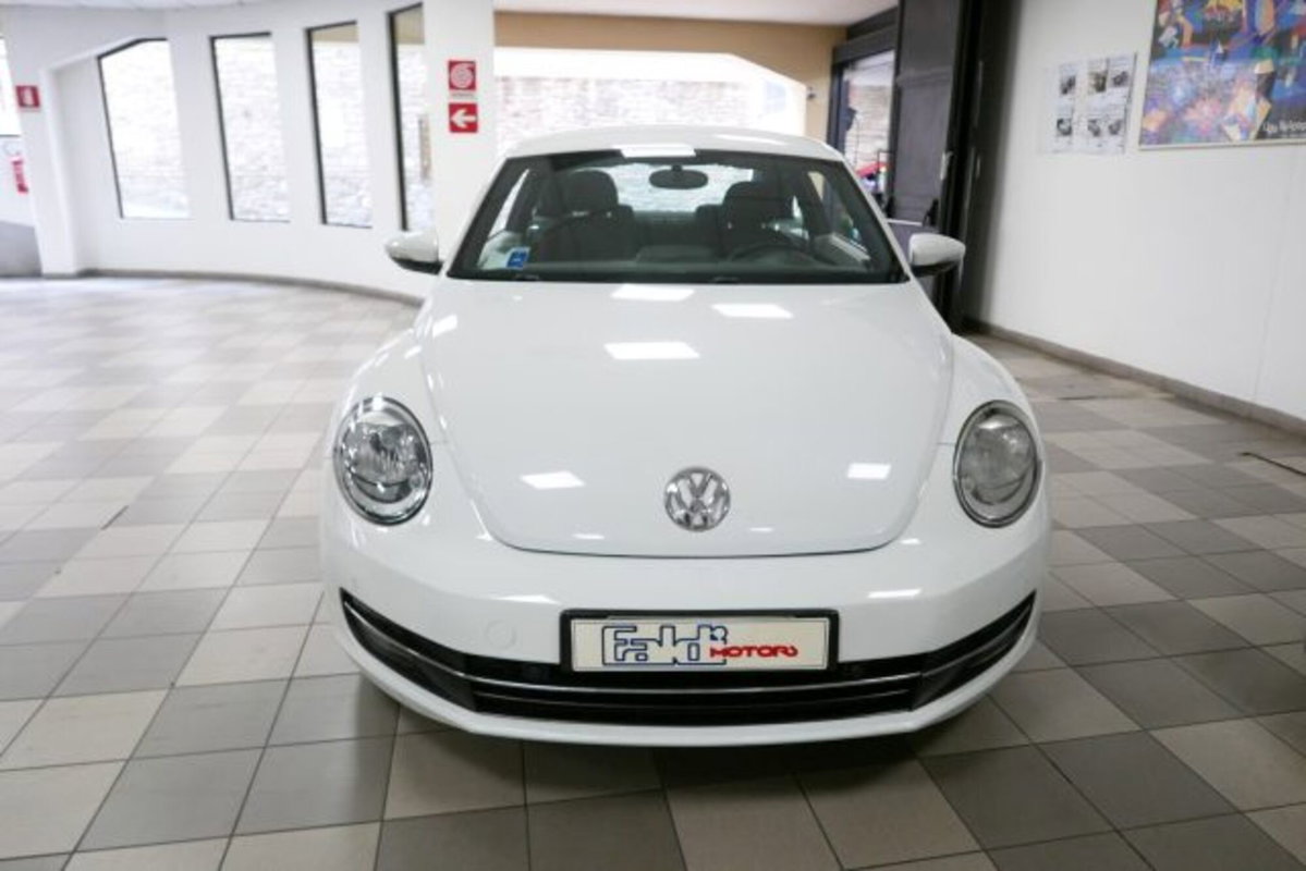 Volkswagen Maggiolino 1.2 TSI Design (2)