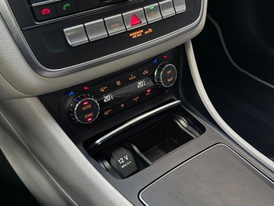Mercedes-Benz GLA SUV 180 d Automatic Sport (18)