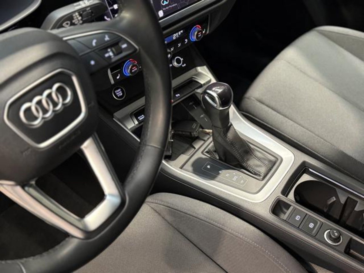 Audi Q3 Sportback 35 TDI quattro S tronic S line edition (10)