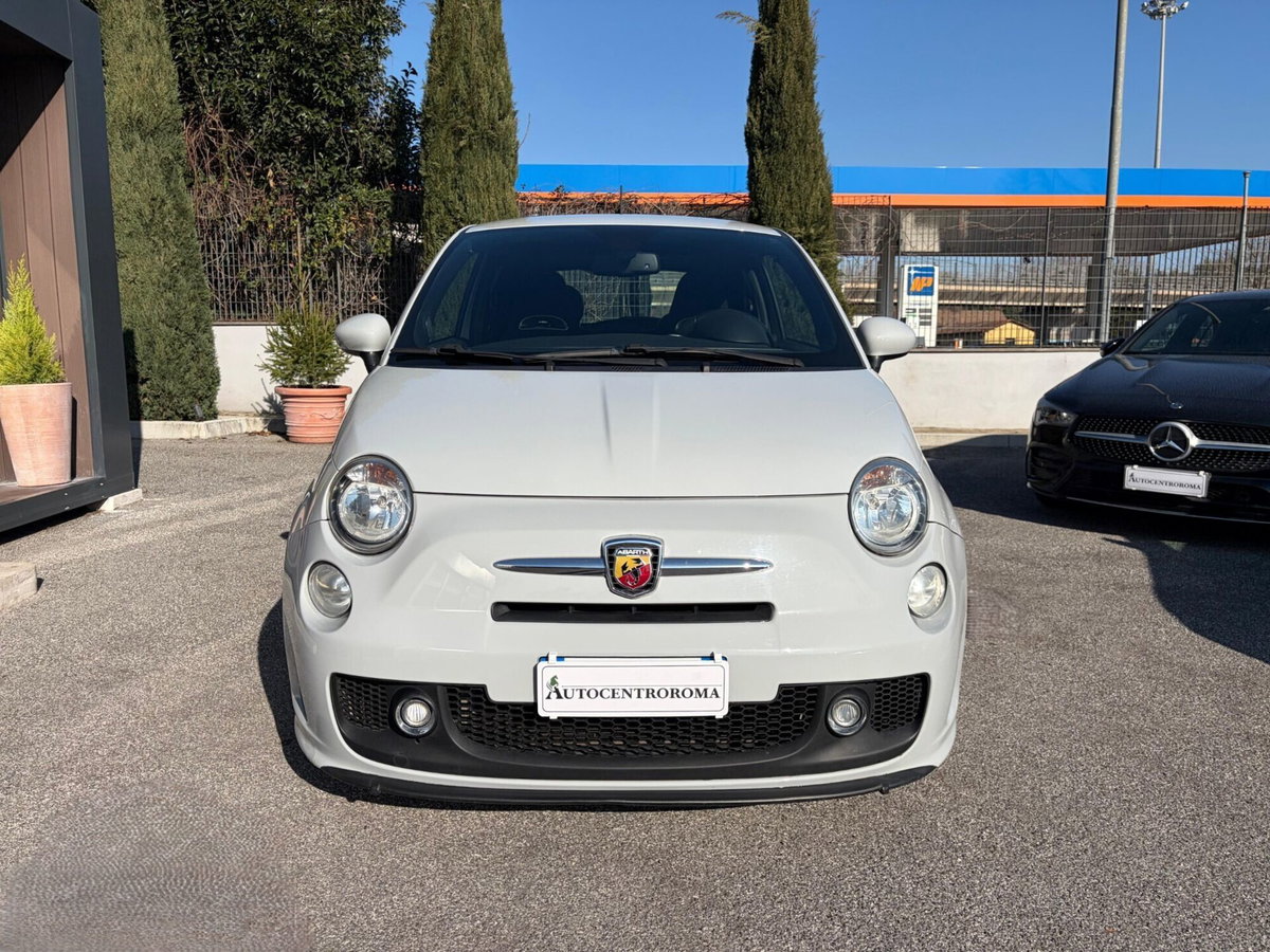 Abarth 500 1.4 Turbo T-Jet Custom (2)