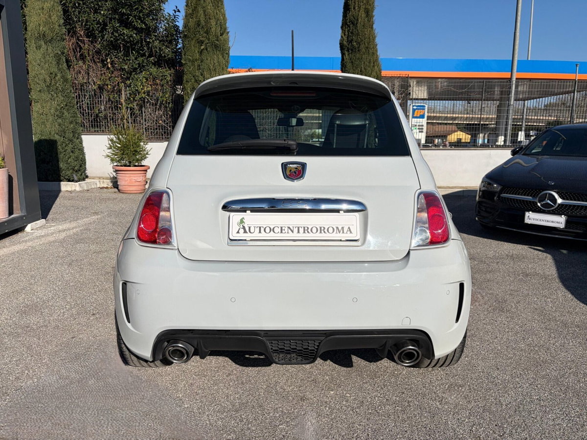 Abarth 500 1.4 Turbo T-Jet Custom (5)
