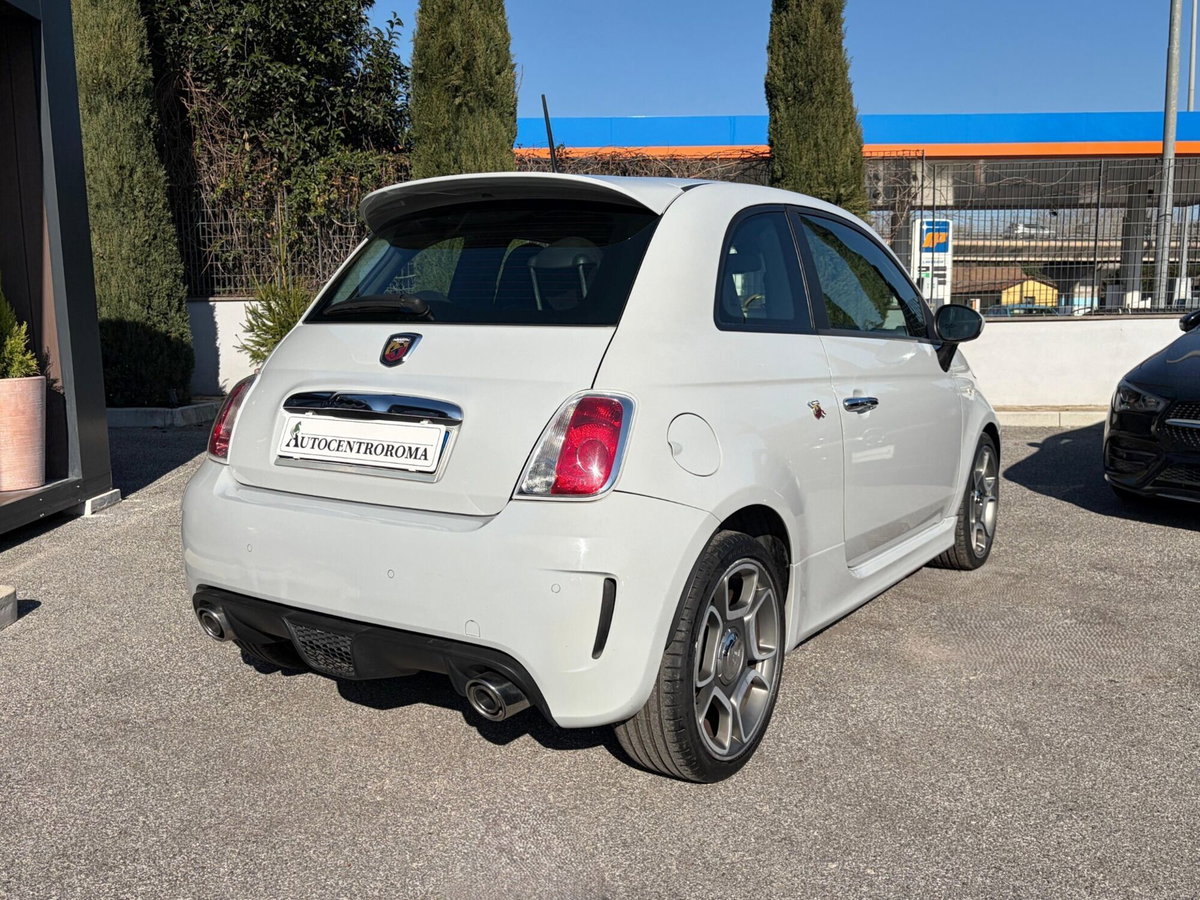 Abarth 500 1.4 Turbo T-Jet Custom (6)