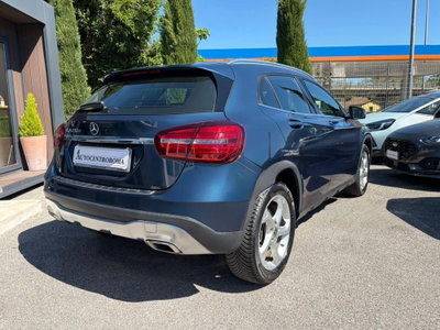 Mercedes-Benz GLA SUV 200 d Automatic Sport (6)
