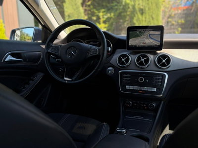 Mercedes-Benz GLA SUV 200 d Automatic Sport (9)