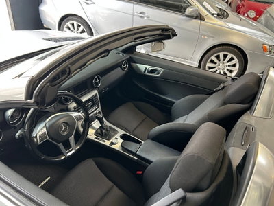 Mercedes-Benz SLK 200 CGI Sport (6)