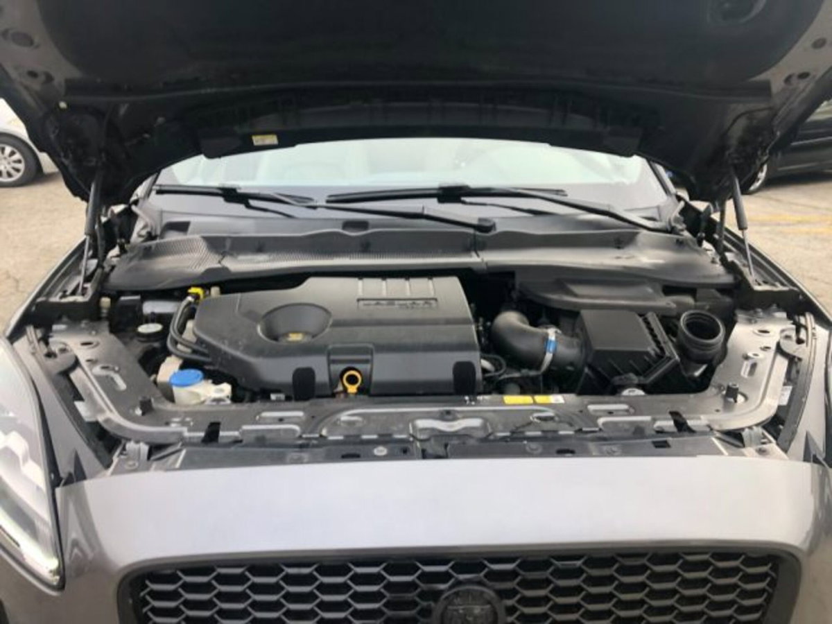 Jaguar E-Pace 2.0D 150 CV AWD aut. S (17)
