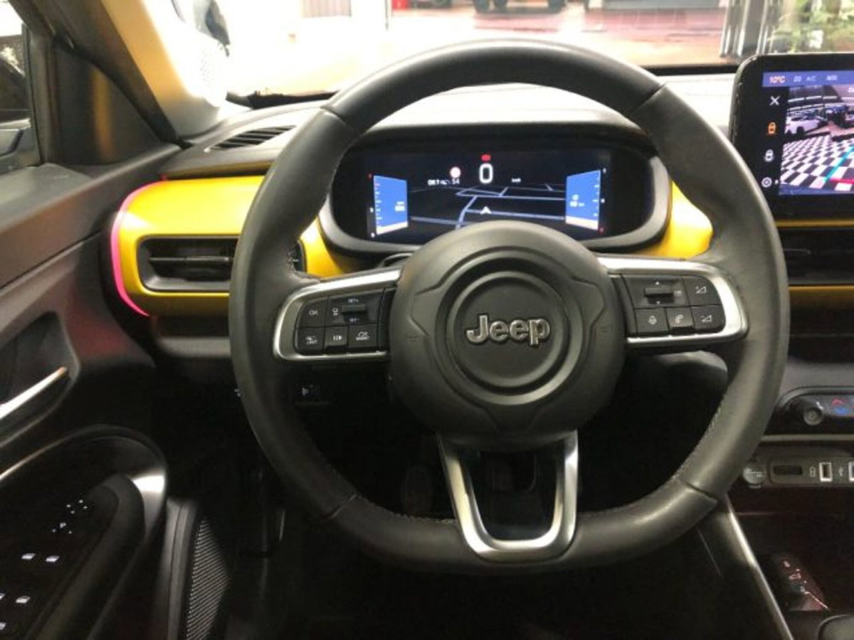 Jeep Avenger 1.2 turbo Summit fwd 100cv (14)