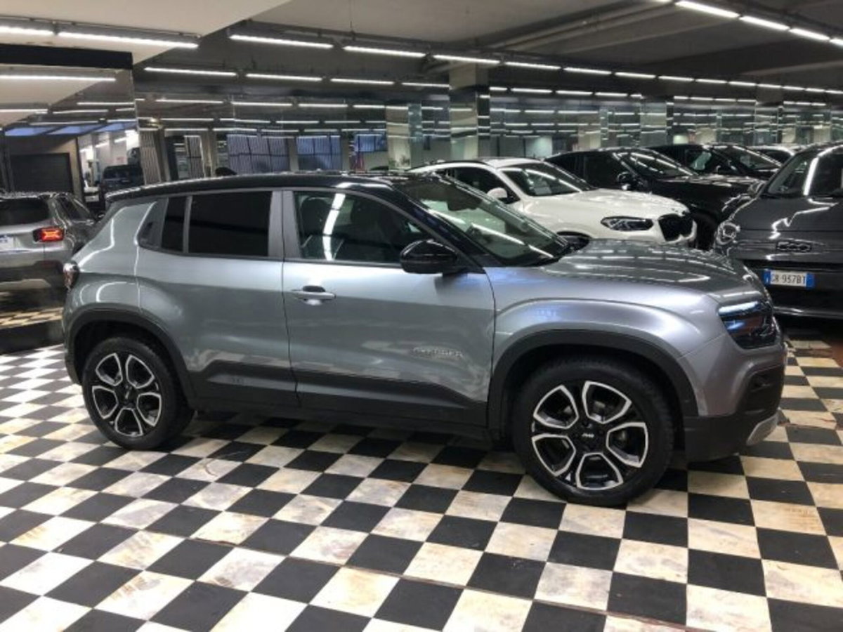Jeep Avenger 1.2 turbo Summit fwd 100cv (8)