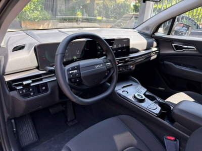 Kia Sportage 1.6 t-gdi hev Business 2wd at6 (6)