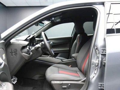 Alfa Romeo Junior 1.2 ibrida Sport Speciale 145cv edct6 (4)
