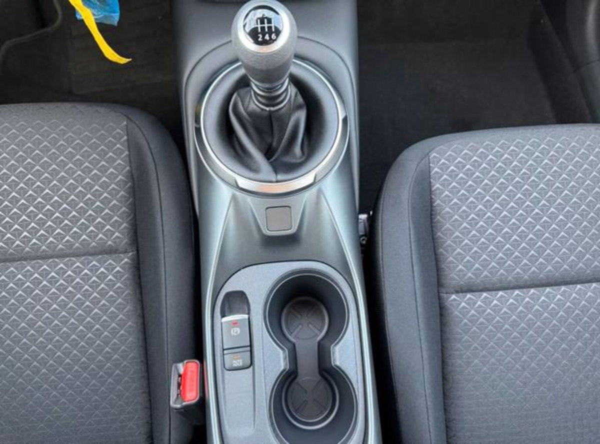 Nissan Juke 1.0 dig-t Acenta 114cv (7)