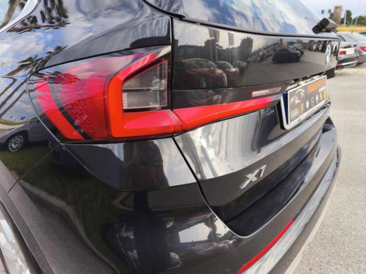BMW X1 sDrive18d xLine Plus (10)