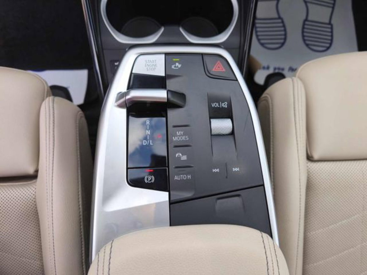 BMW X1 sDrive18d xLine Plus (15)