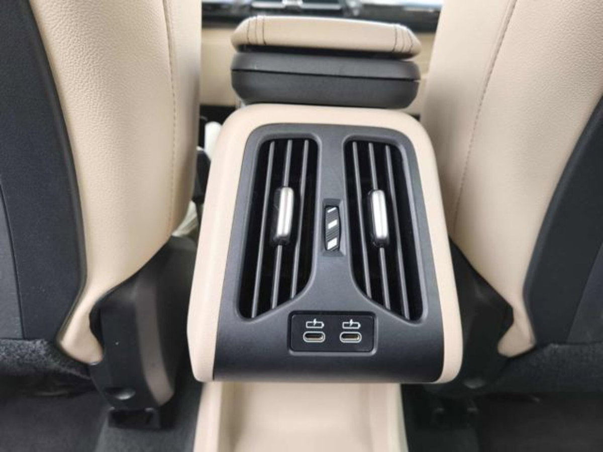 BMW X1 sDrive18d xLine Plus (19)