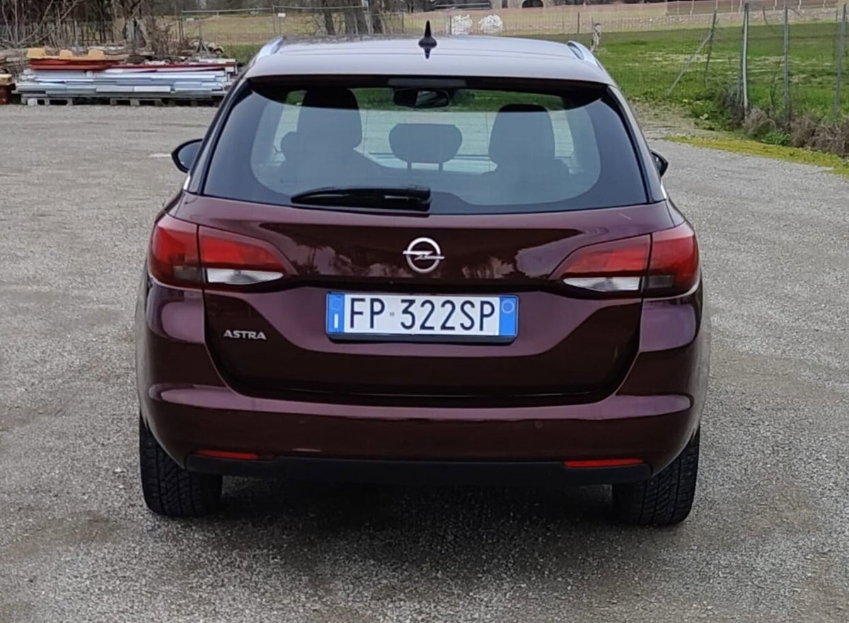 Opel Astra Station Wagon 1.6 CDTi 136CV Start&Stop Sports Innovation (11)