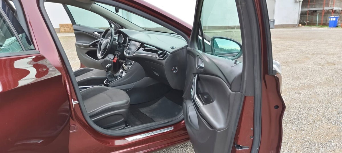 Opel Astra Station Wagon 1.6 CDTi 136CV Start&Stop Sports Innovation (16)