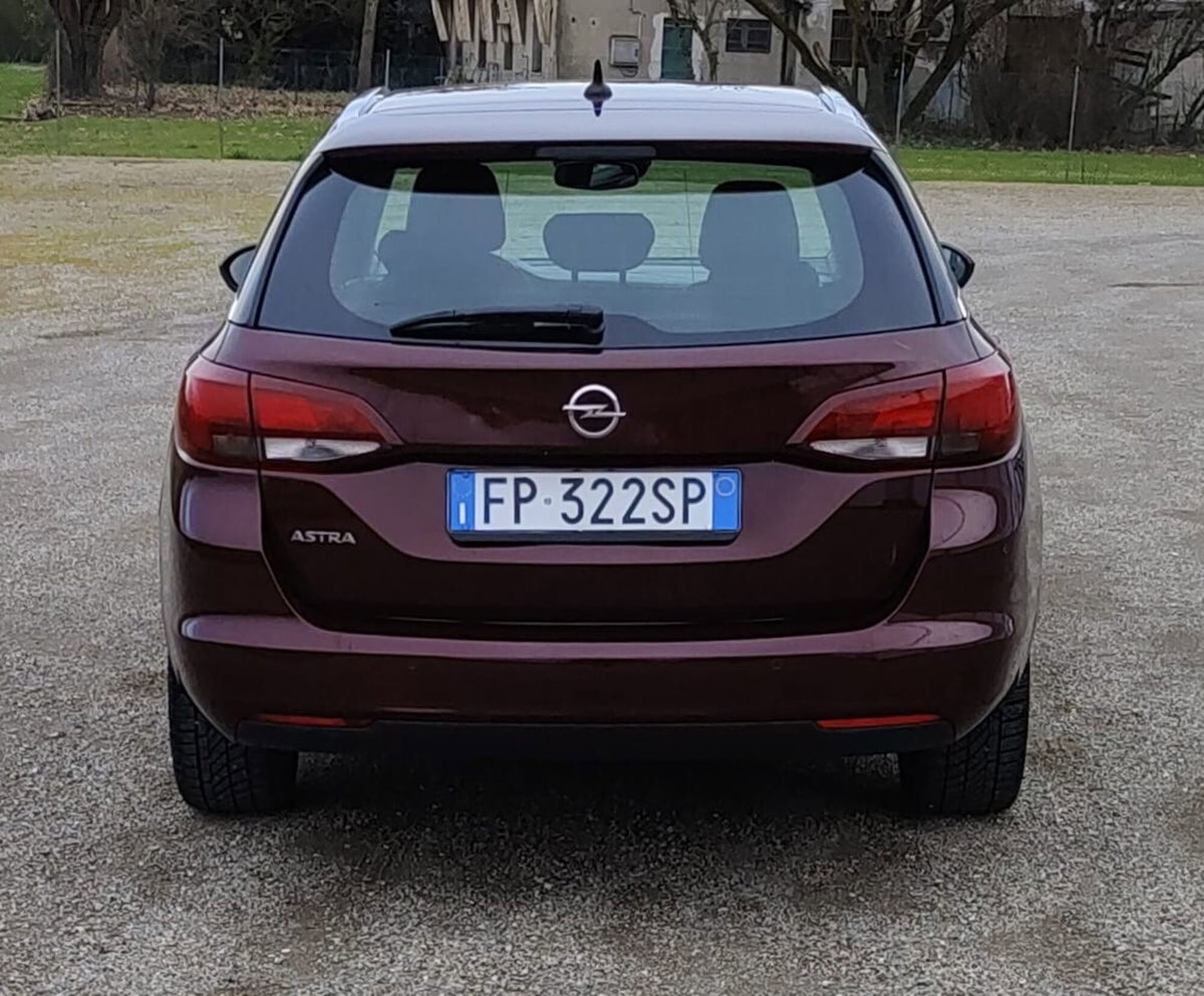 Opel Astra Station Wagon 1.6 CDTi 136CV Start&Stop Sports Innovation (4)