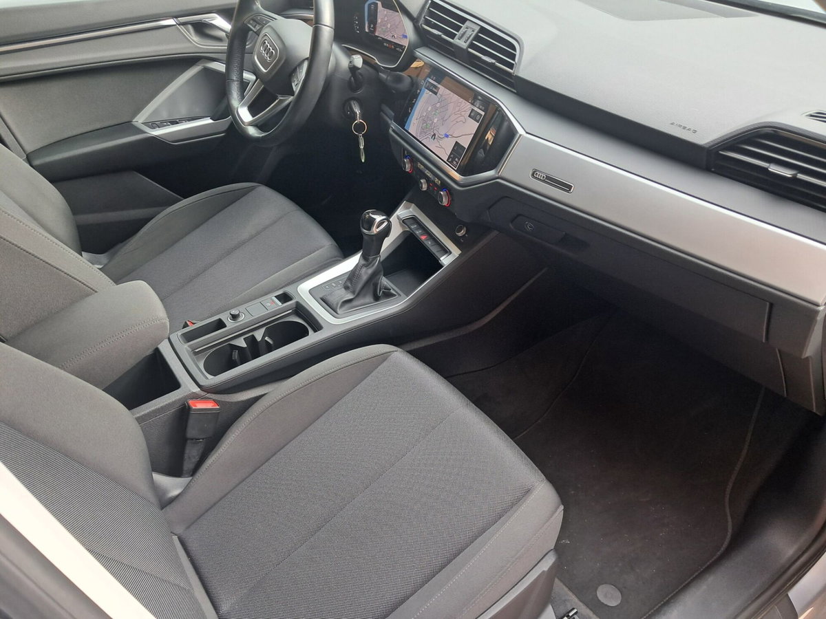 Audi Q3 35 TDI quattro S tronic Business Advanced (12)