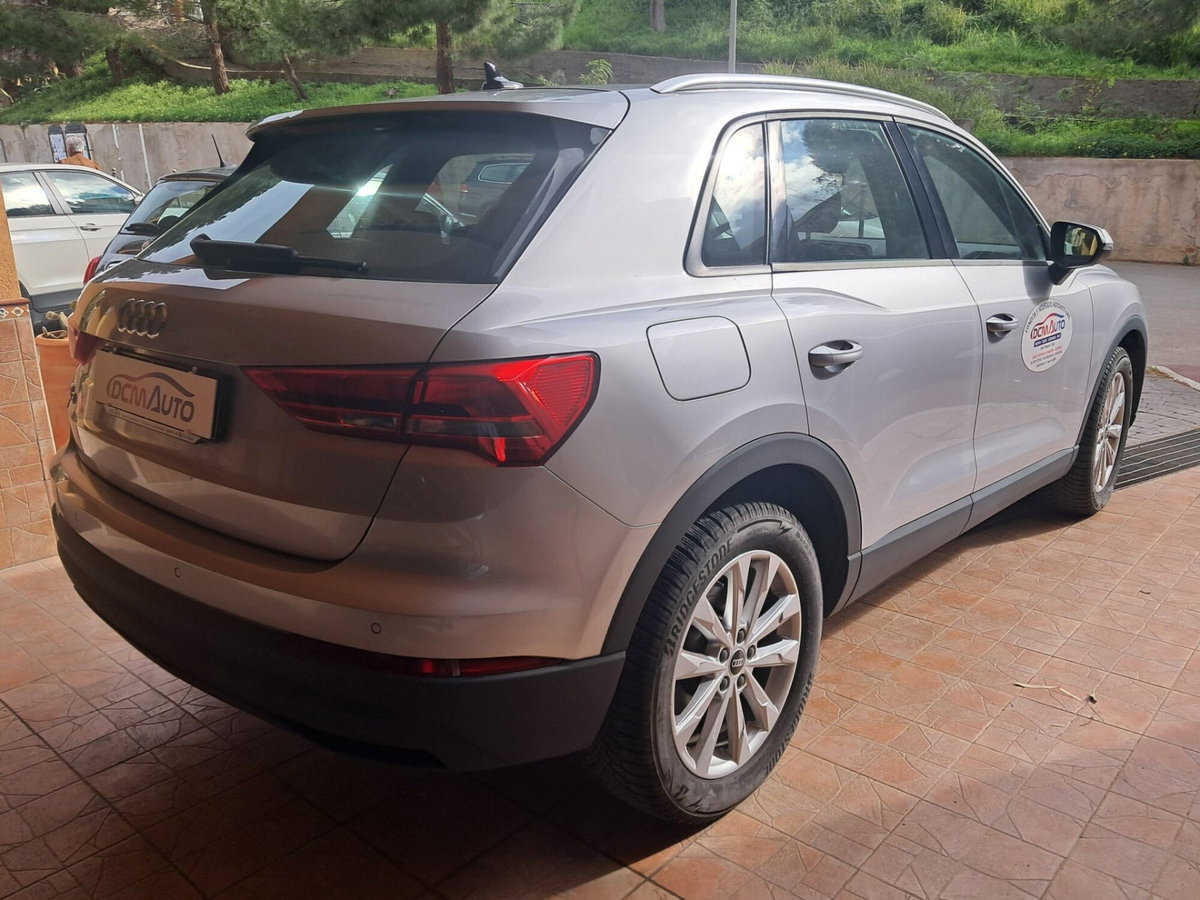 Audi Q3 35 TDI quattro S tronic Business Advanced (7)