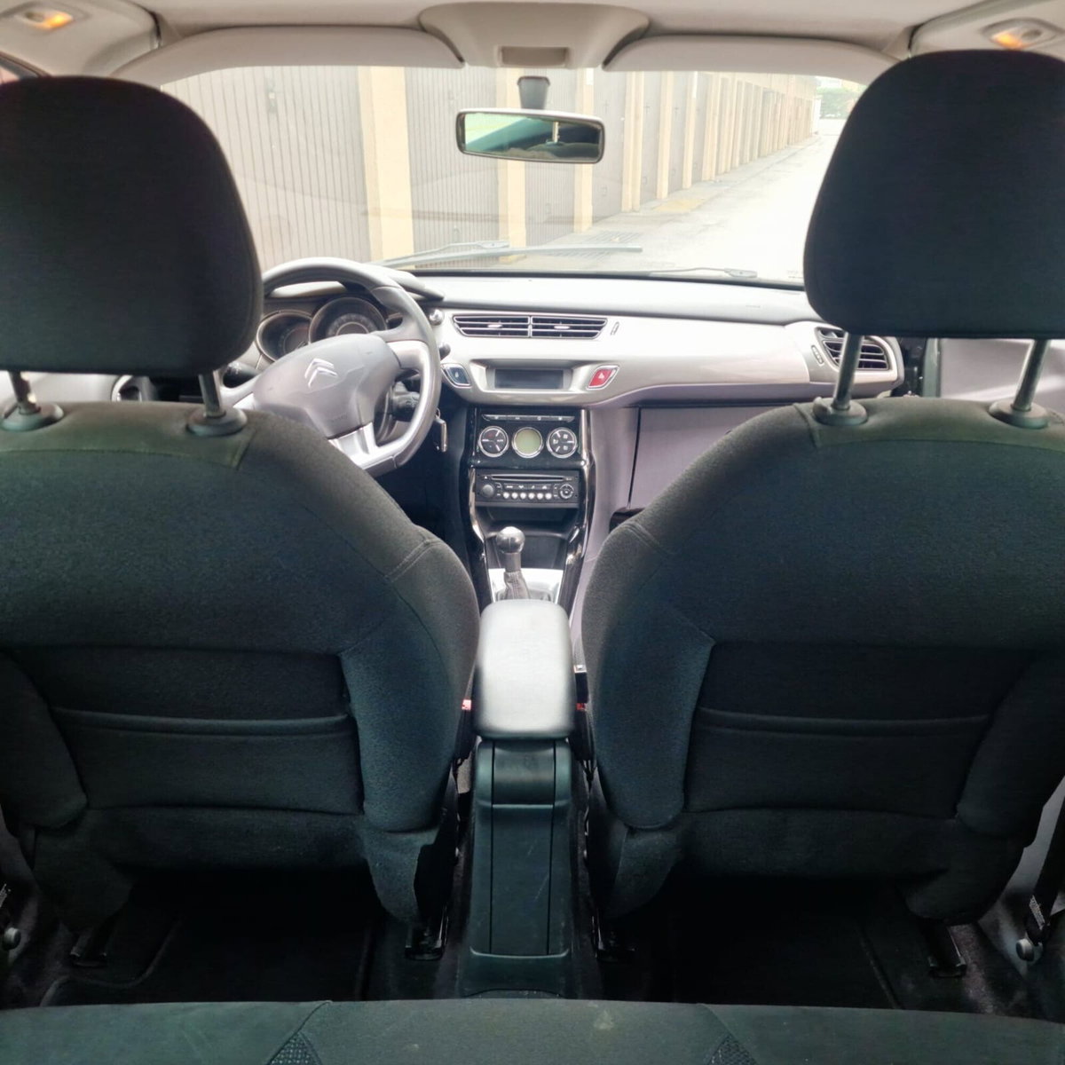 Citroen C3 1.4 HDi 70 Exclusive (4)