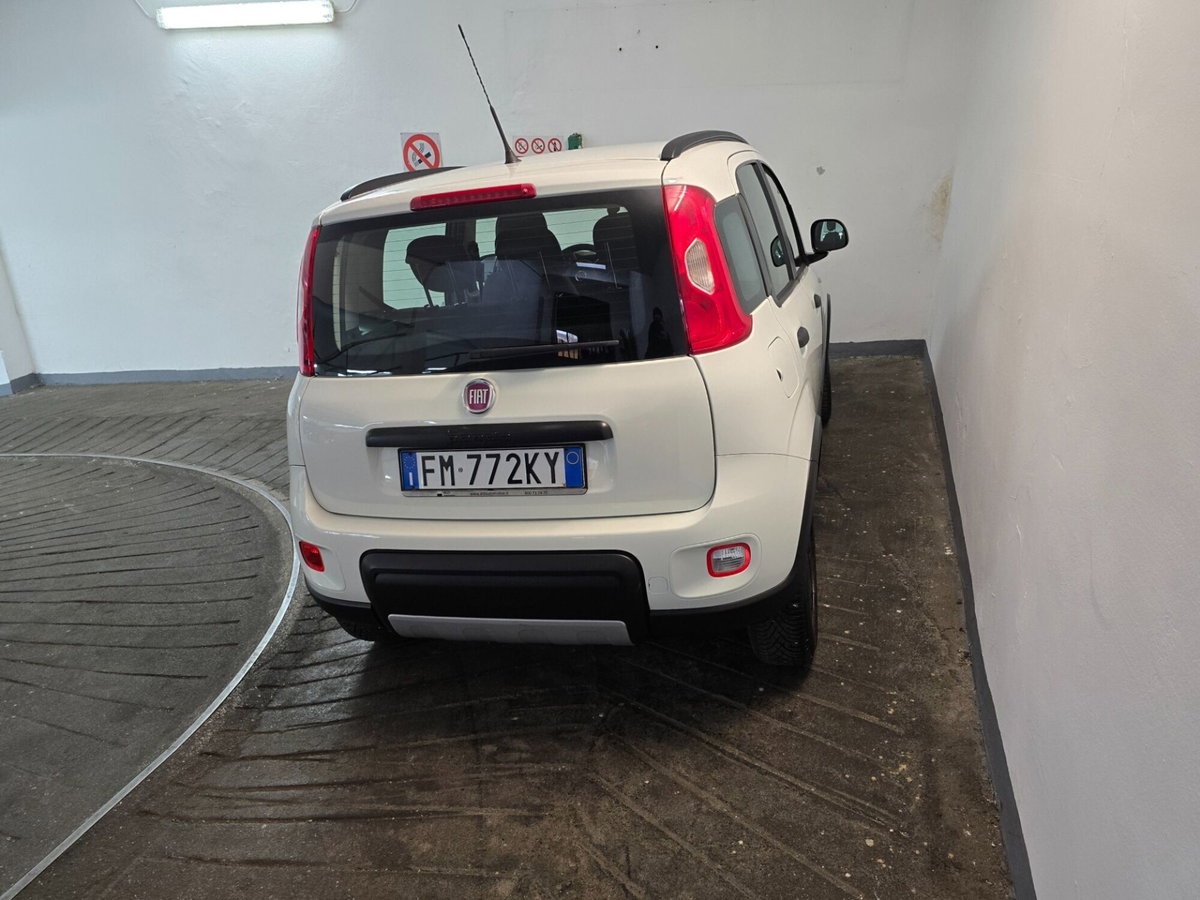 Fiat Panda 1.3 MJT 95 CV S&S 4x4 (5)