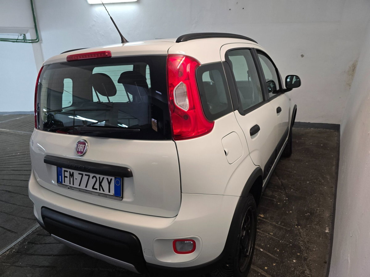 Fiat Panda 1.3 MJT 95 CV S&S 4x4 (6)