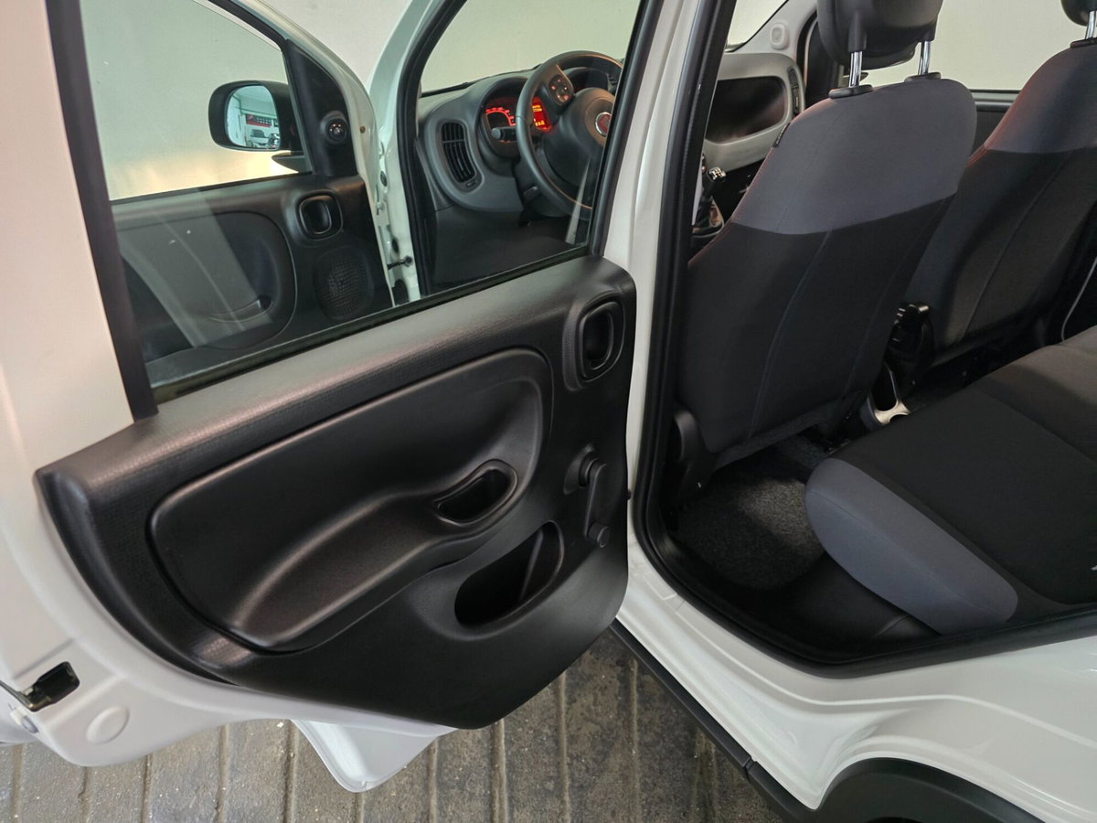 Fiat Panda 1.3 MJT 95 CV S&S 4x4 (8)