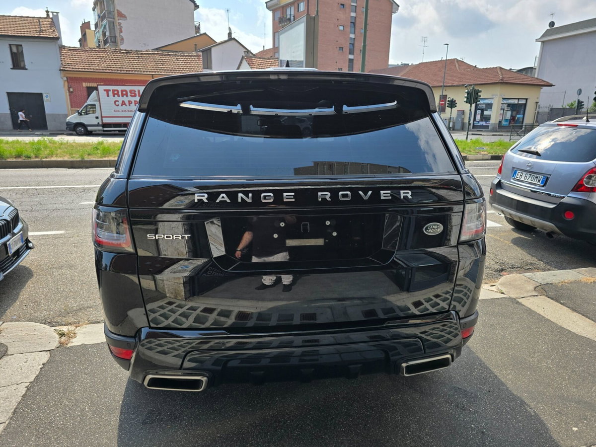 Land Rover Range Rover Sport 3.0 TDV6 HSE Dynamic (2)