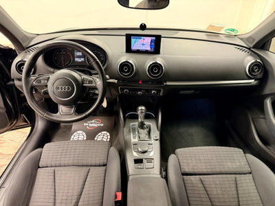 Audi A3 Sportback 2.0 TDI S tronic Attraction (12)