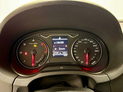 Audi A3 Sportback 2.0 TDI S tronic Attraction (14)