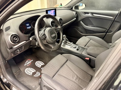 Audi A3 Sportback 2.0 TDI S tronic Attraction (9)