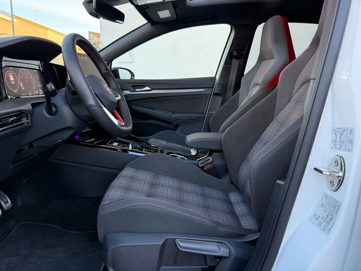 Volkswagen Golf GTI Clubsport 2.0 TSI DSG 3p. BlueMotion Technology (16)