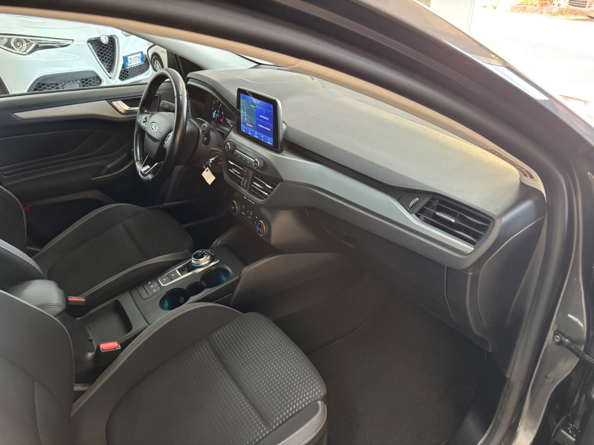 Ford Focus Station Wagon 1.5 EcoBlue 120 CV automatico SW Business (12)