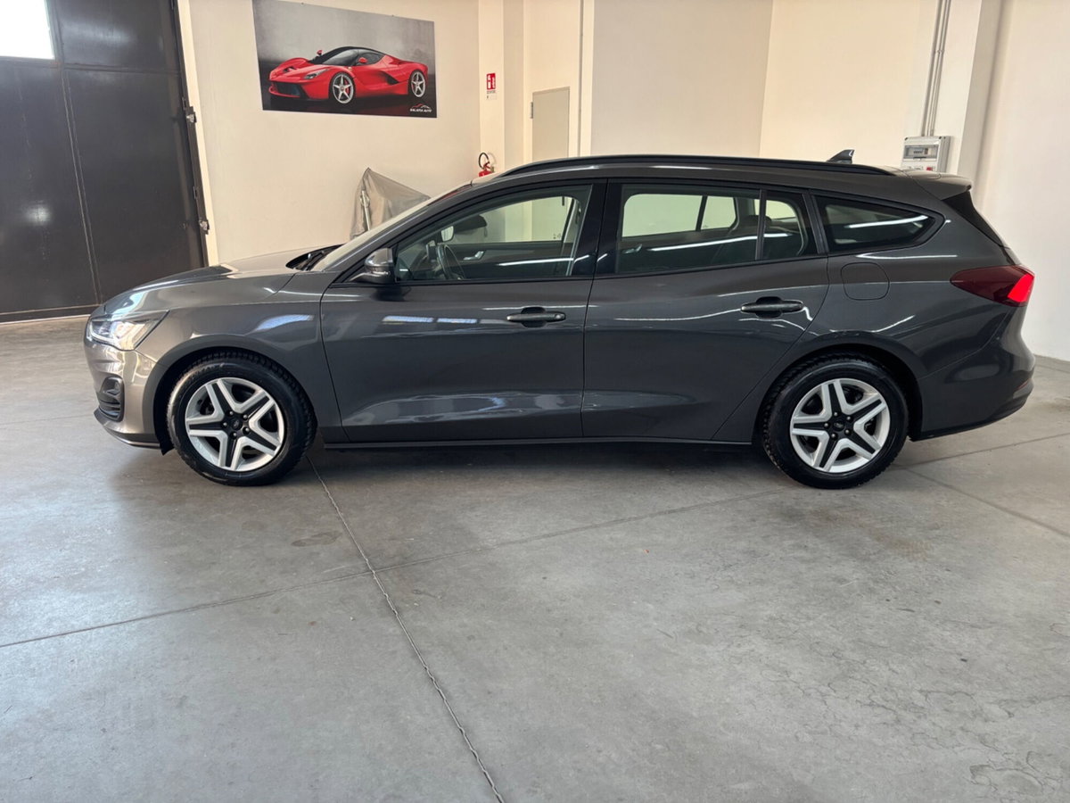 Ford Focus Station Wagon 1.5 EcoBlue 120 CV automatico SW Business (3)