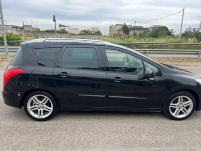 Peugeot 308 SW 1.6 8V HDi 112CV Ciel Sportium (4)