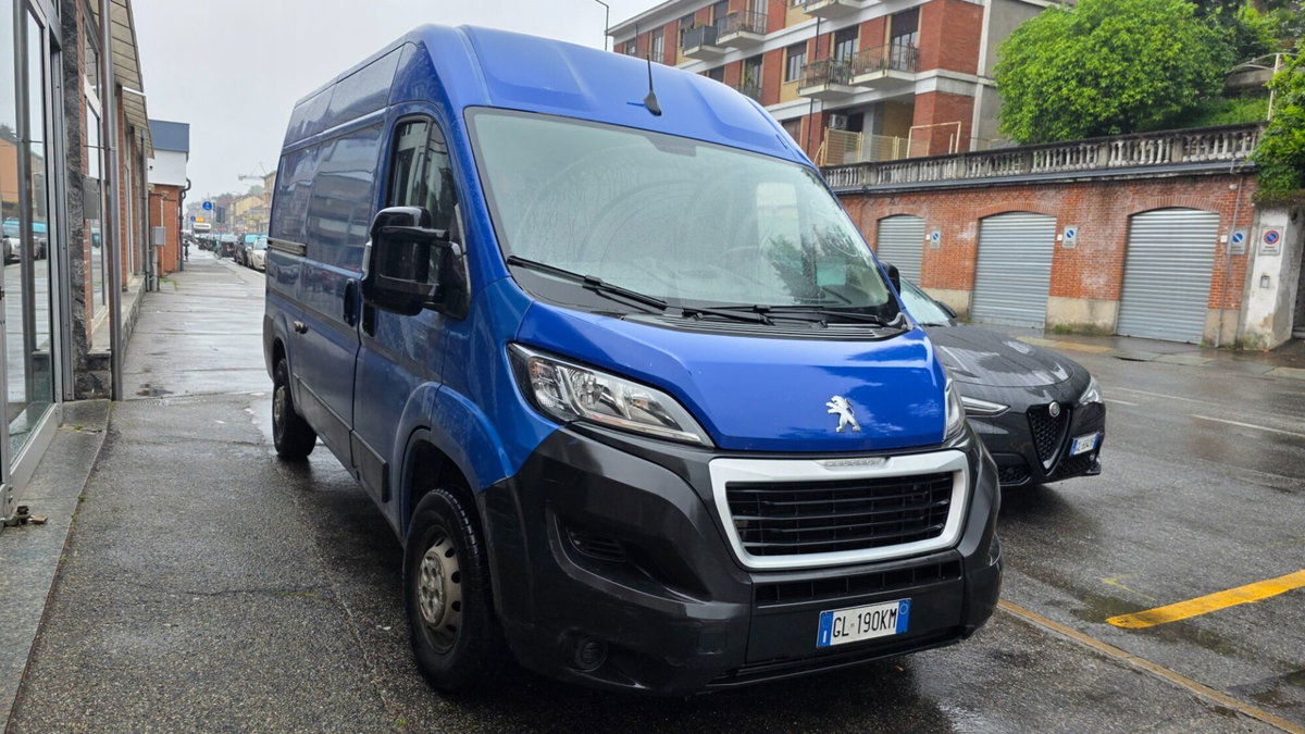 Peugeot Boxer Furgone 335 2.2 BlueHDi 140 S&S PM-TM Furgone Premium (3)
