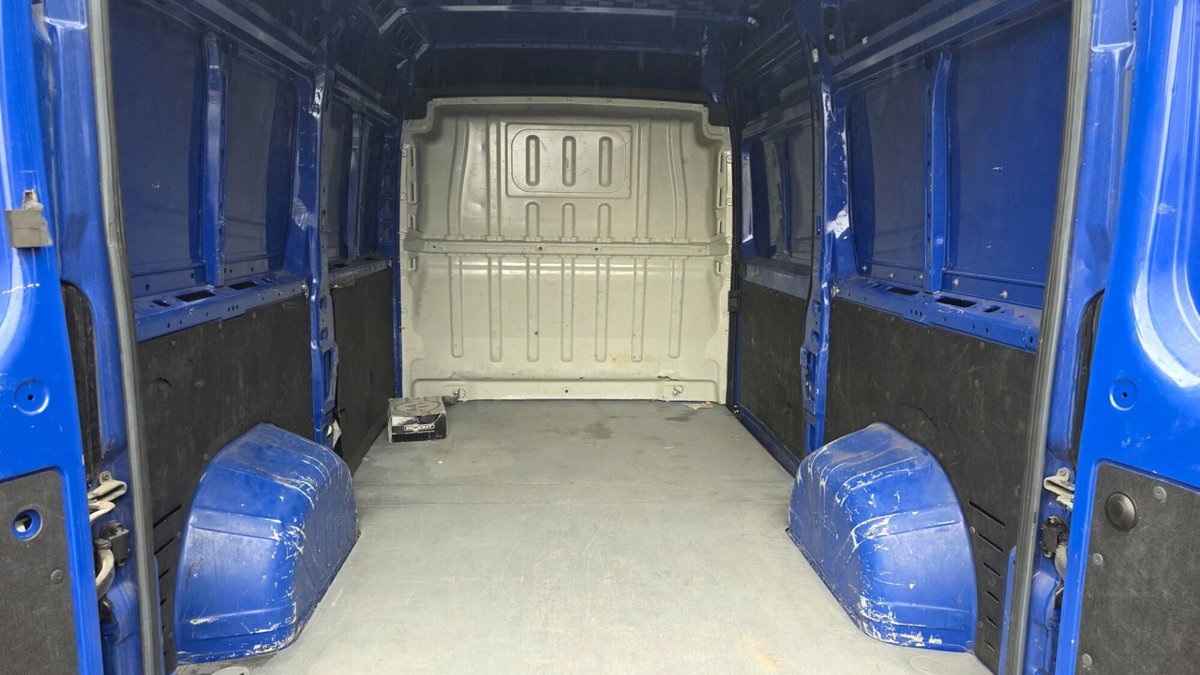 Peugeot Boxer Furgone 335 2.2 BlueHDi 140 S&S PM-TM Furgone Premium (7)