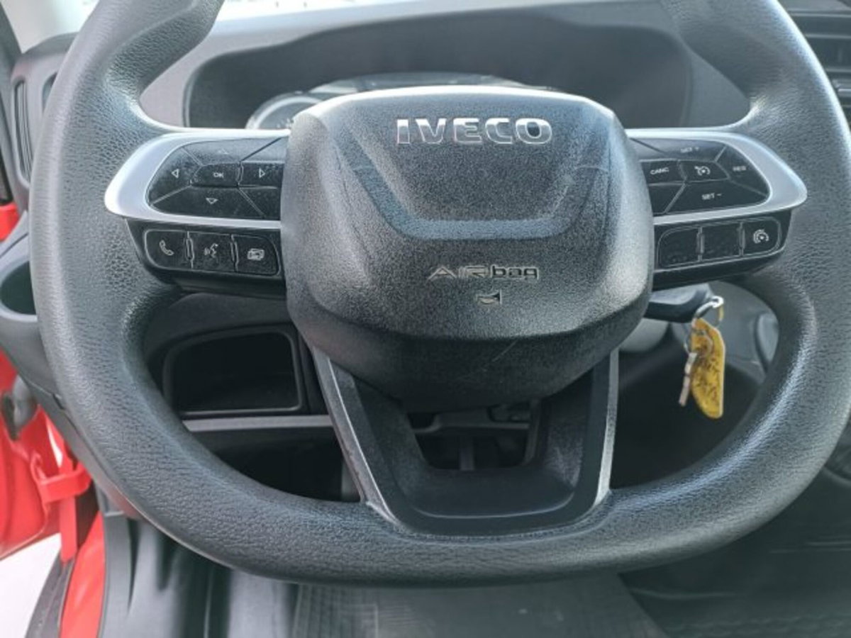 Iveco Daily Telaio 35C12 2.3 Hpi PC-RG Cabinato (6)