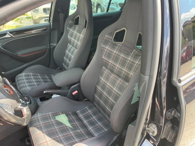 Volkswagen Golf 2.0 TSI DSG 5p. GTI (12)
