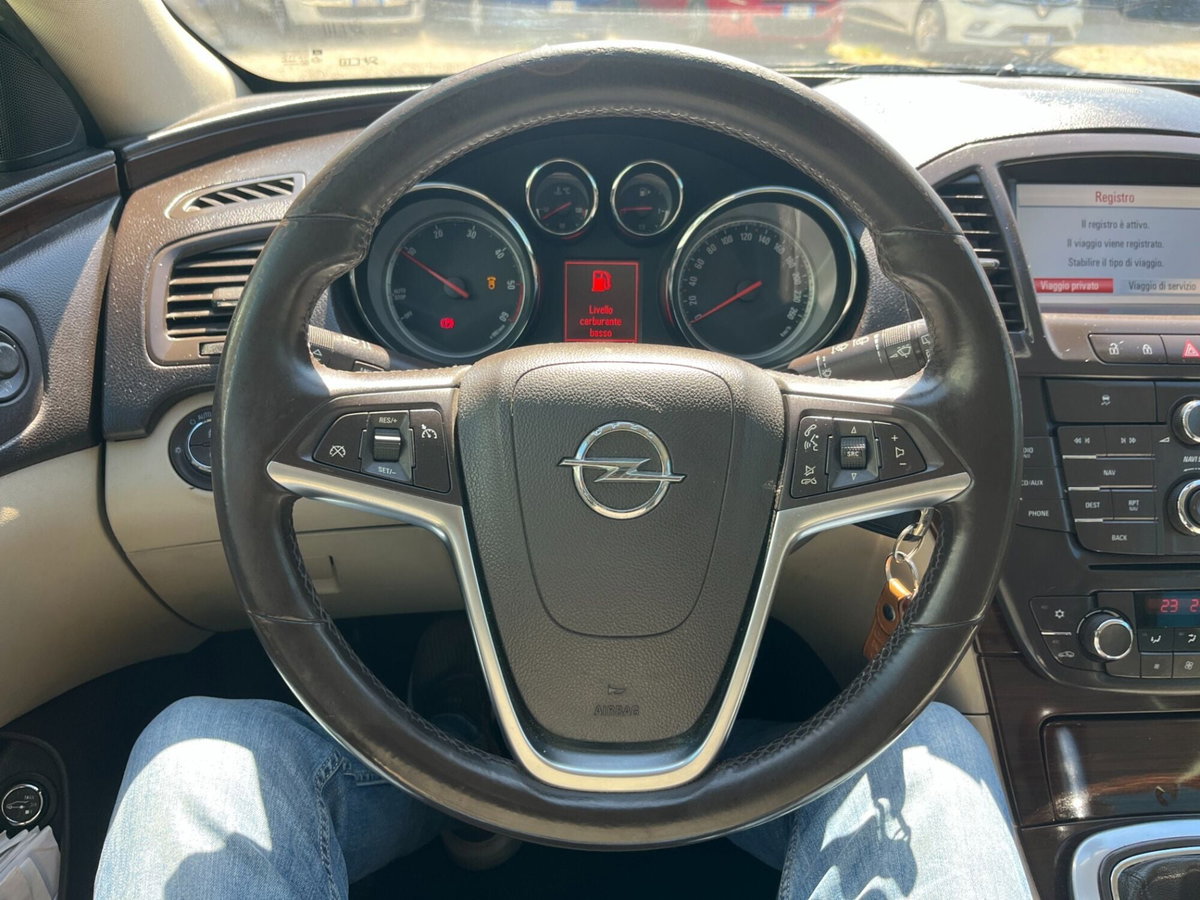 Opel Insignia Station Wagon BiTurbo CDTI 4x4 Start&Stop Sports Cosmo (13)