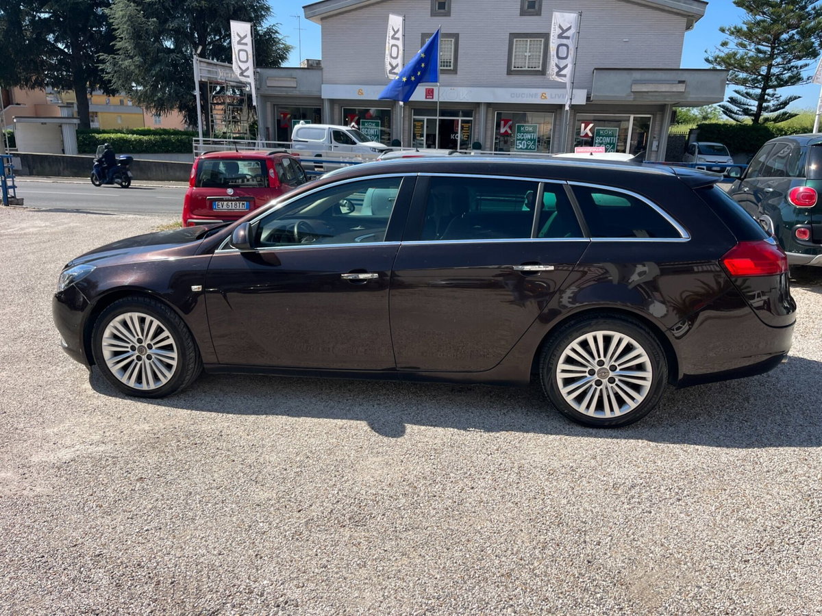 Opel Insignia Station Wagon BiTurbo CDTI 4x4 Start&Stop Sports Cosmo (8)