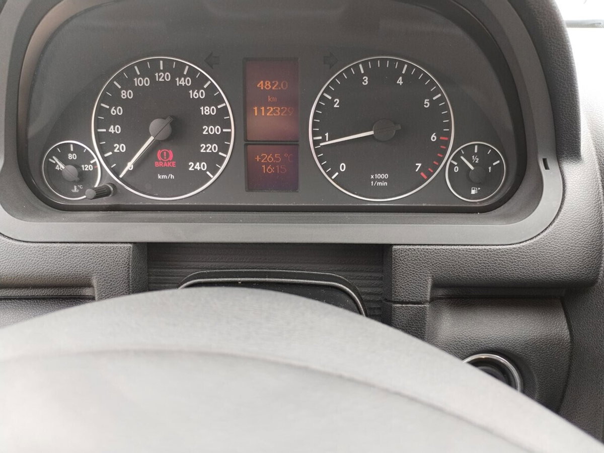 Mercedes-Benz Classe A 160 BlueEFFICIENCY (14)