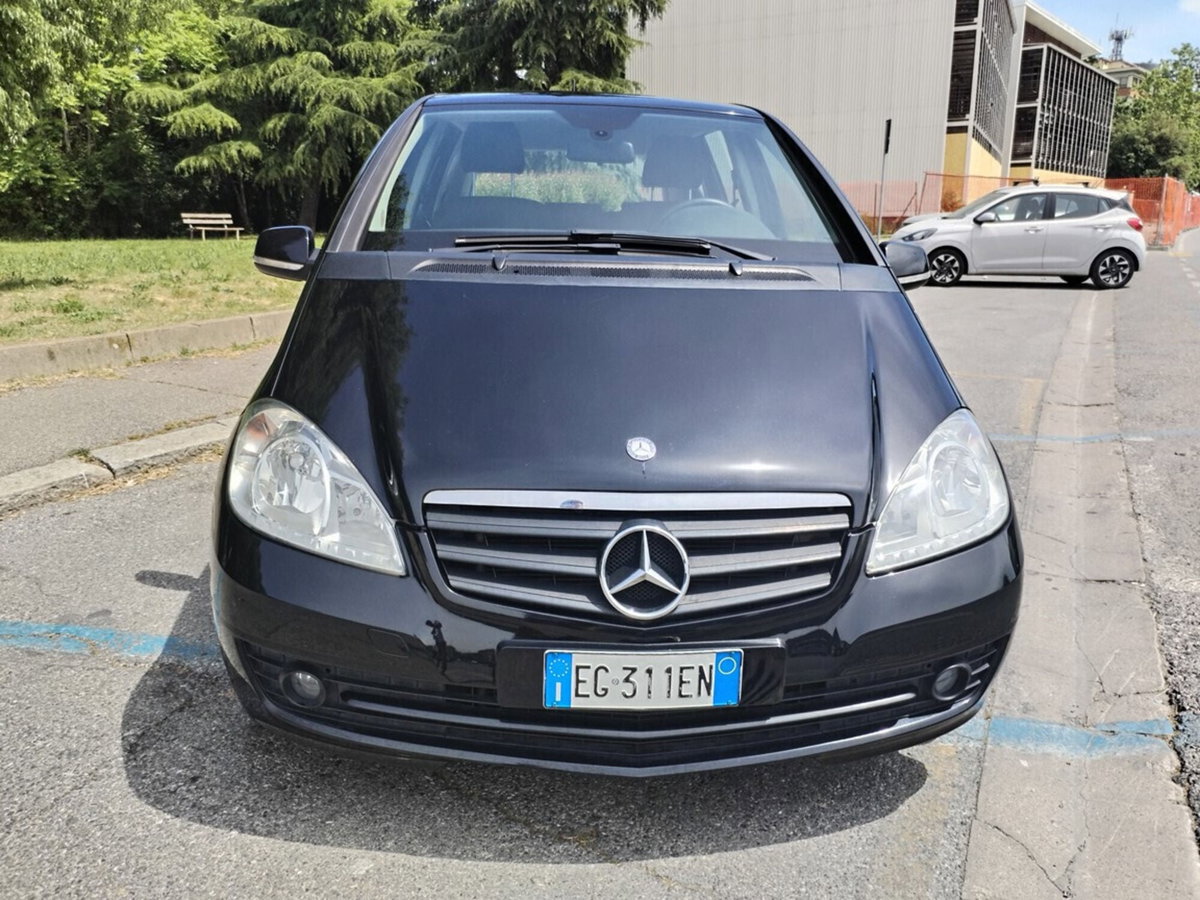 Mercedes-Benz Classe A 160 BlueEFFICIENCY (8)