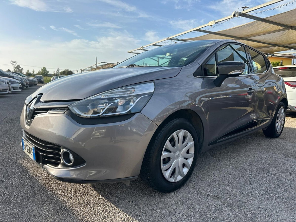 Renault Clio 1.2 75CV GPL 5 porte Live (7)