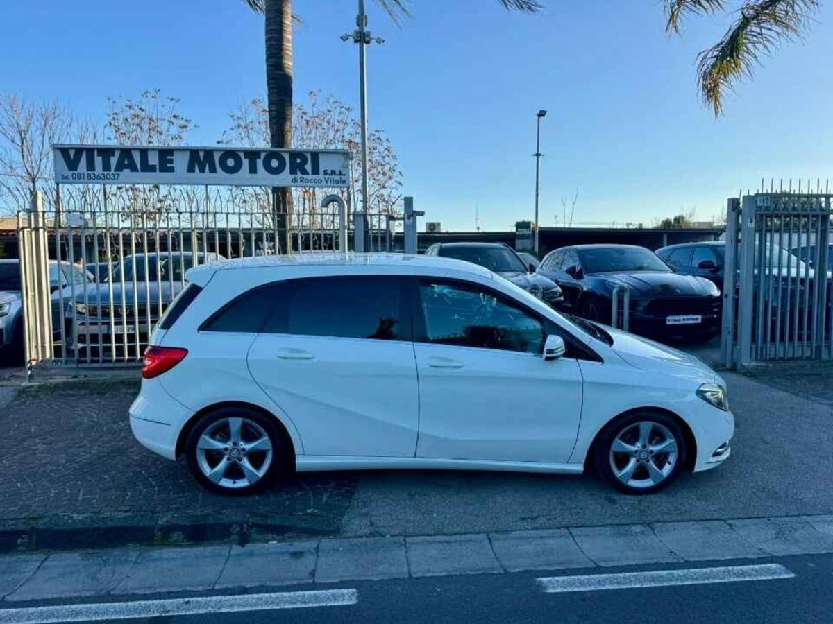 Mercedes-Benz Classe B 200 CDI BlueEFFICIENCY Premium (11)