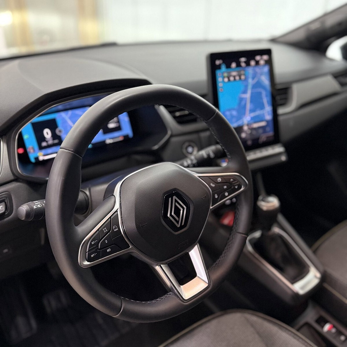 Renault Captur 1.0 eco-g Techno 100cv (8)