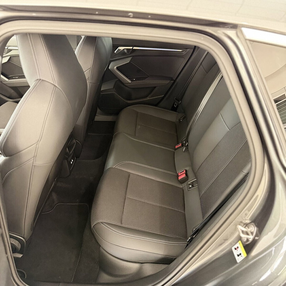 Audi A3 Sportback 35 TDI S tronic S line edition (7)